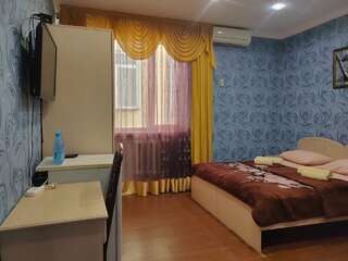 Гостиница Белый Орёл Сочи Стандартный четырехместный номер-1