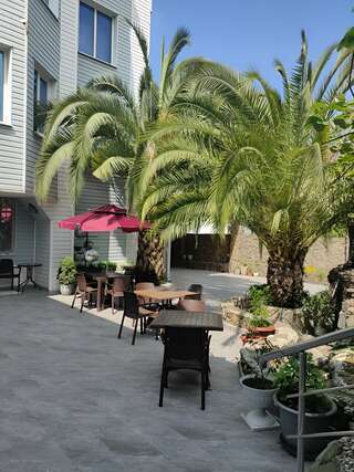 Гостиница Белый Орёл Сочи Стандартный трехместный номер-10